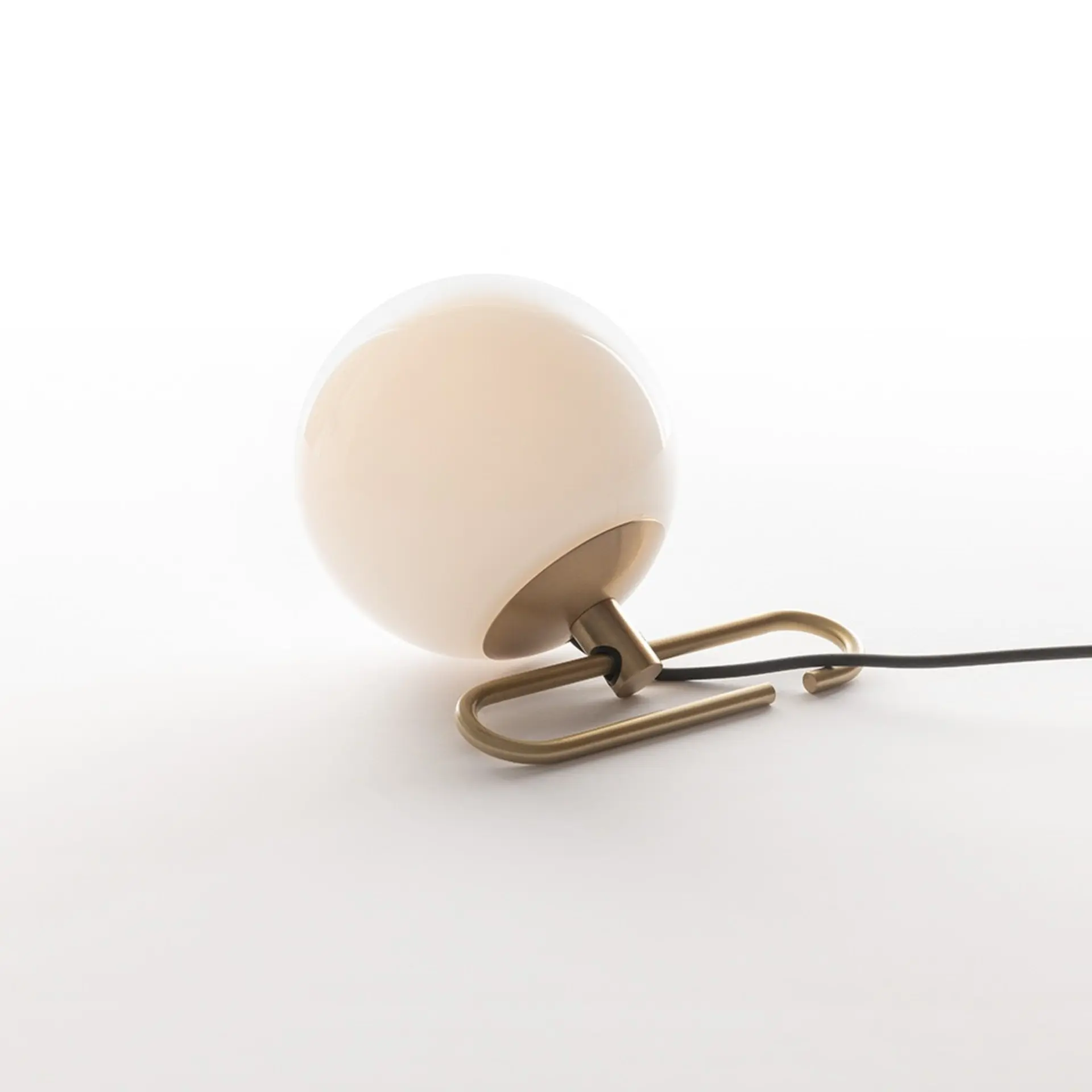 Artemide stolní svítidlo nh1217 Design Collection 5 W E14