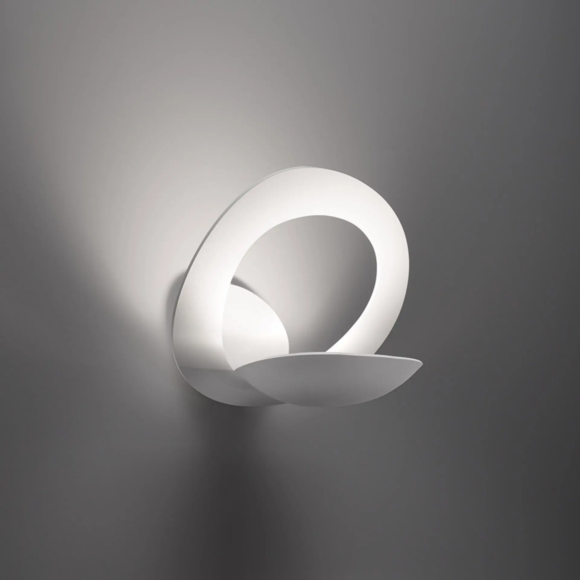 Artemide nástěnné svítidlo Pirce Wall 11 W R7s bílá