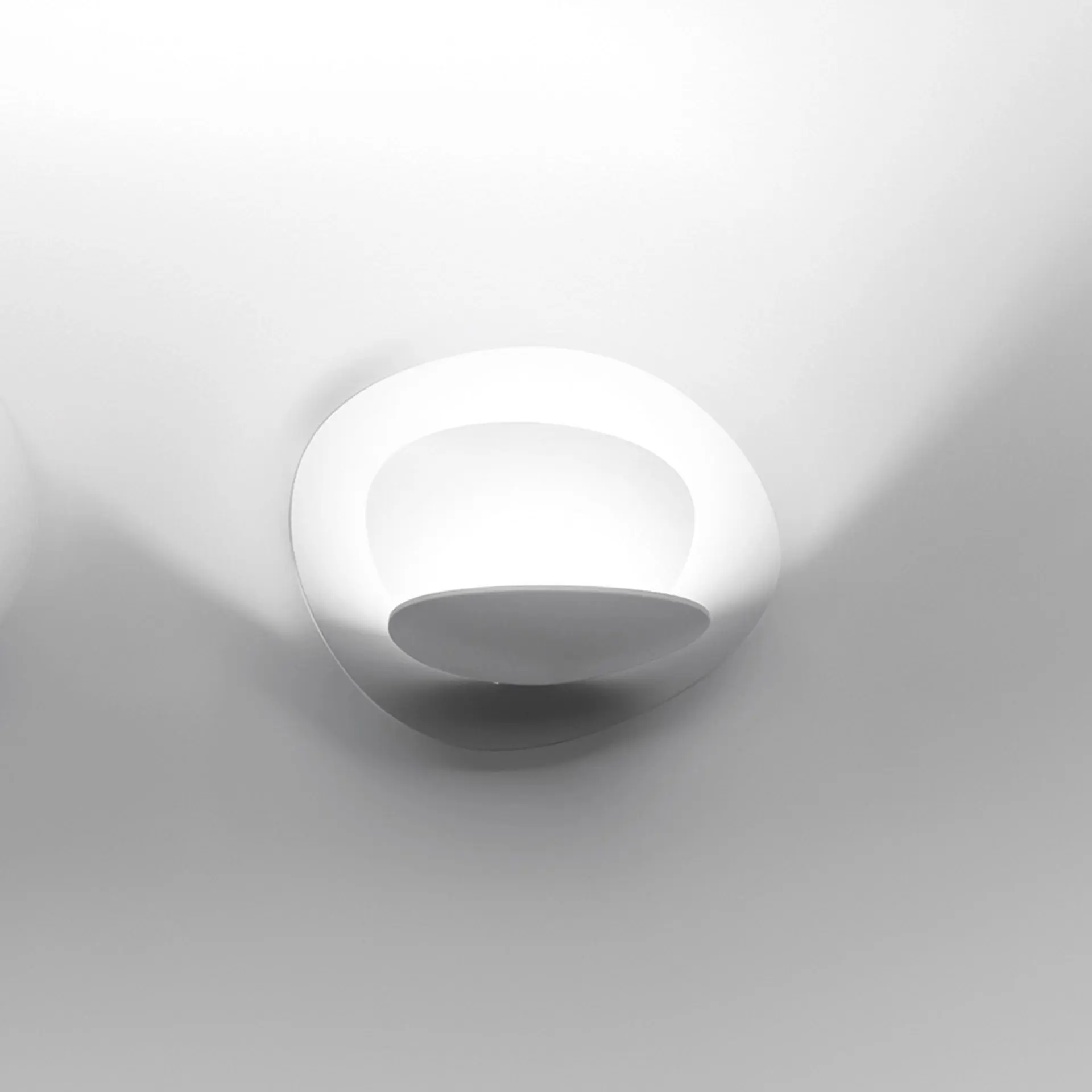 AR 1248010A Pirce Micro nástěnné - 3000K - bílá - ARTEMIDE