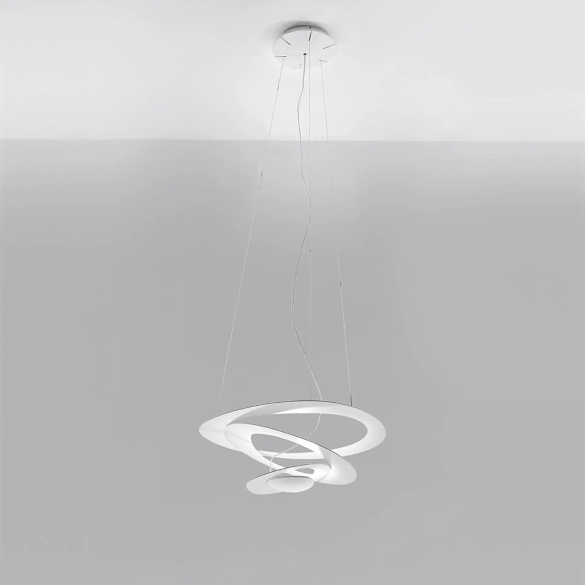Artemide závěsné LED svítidlo Pirce Micro 27 W 2700K stmívatelné