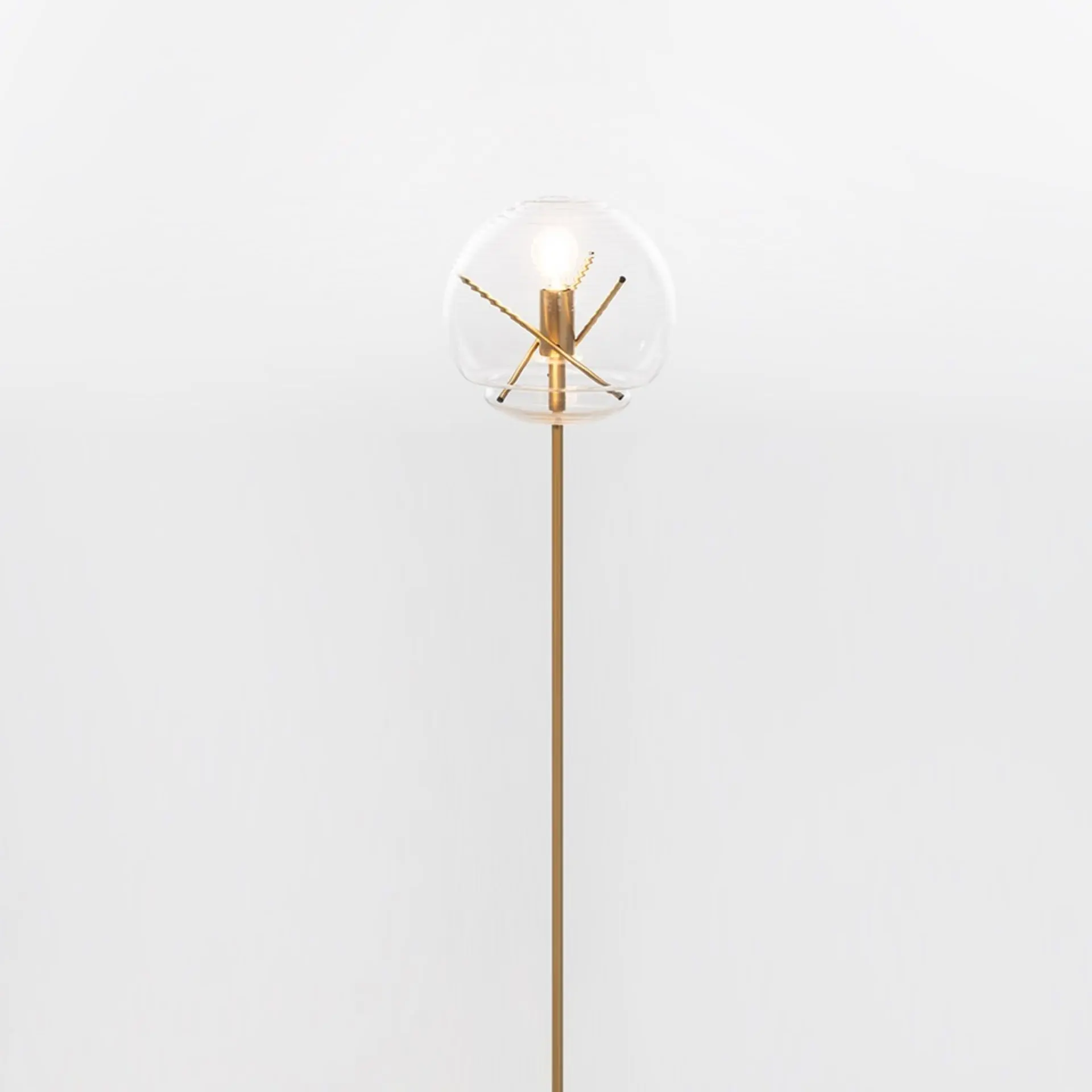 Artemide stojací lampa Vitruvio E27 max 21 W Design Collection
