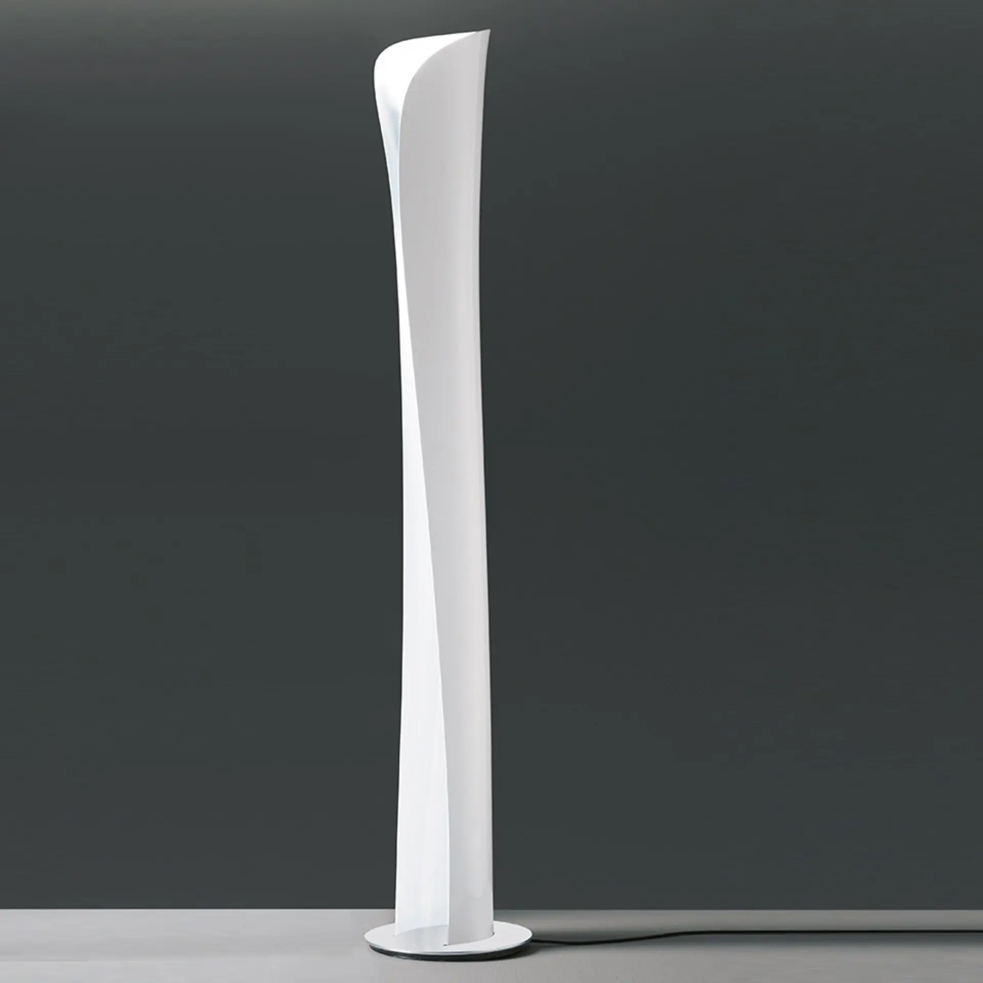 Artemide stojací LED lampa Cadmo 44 W 2700K stmívatelná bílá