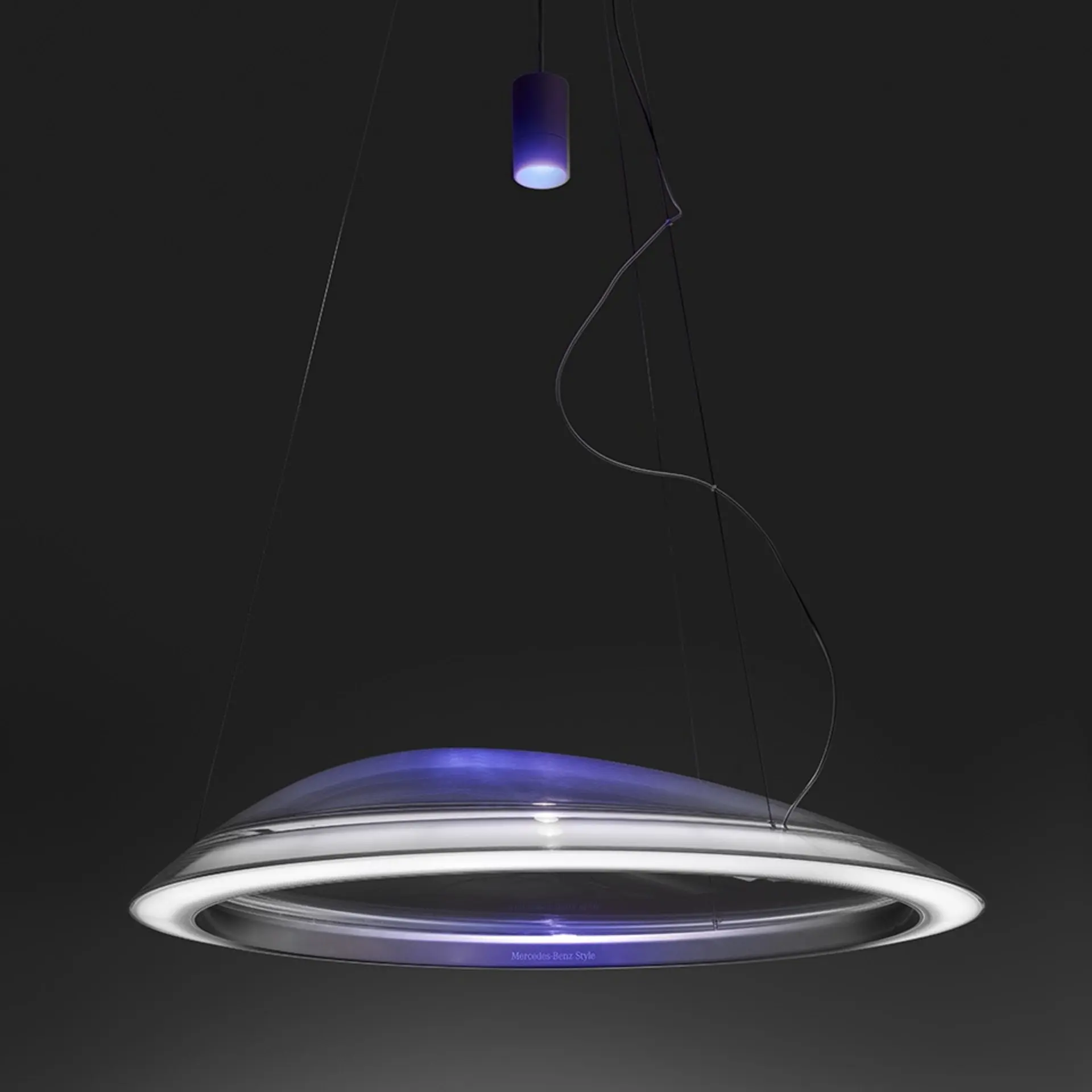 Artemide závěsné svítidlo Ameluna RGB 45 W 220-240 V stmívatelné APP
