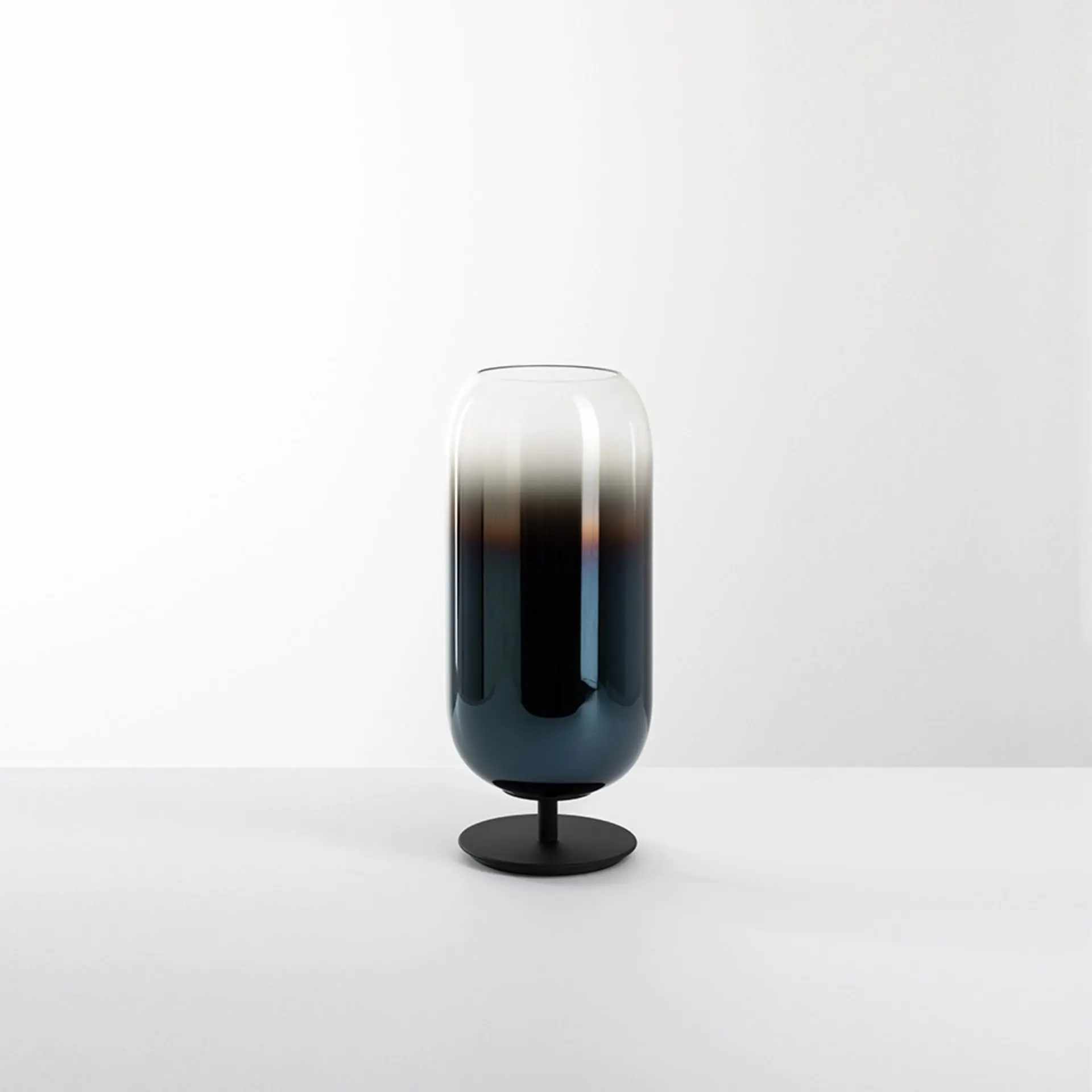 Artemide stolní lampa Gople Mini E14 max 6 W Design Collection černá/modrá