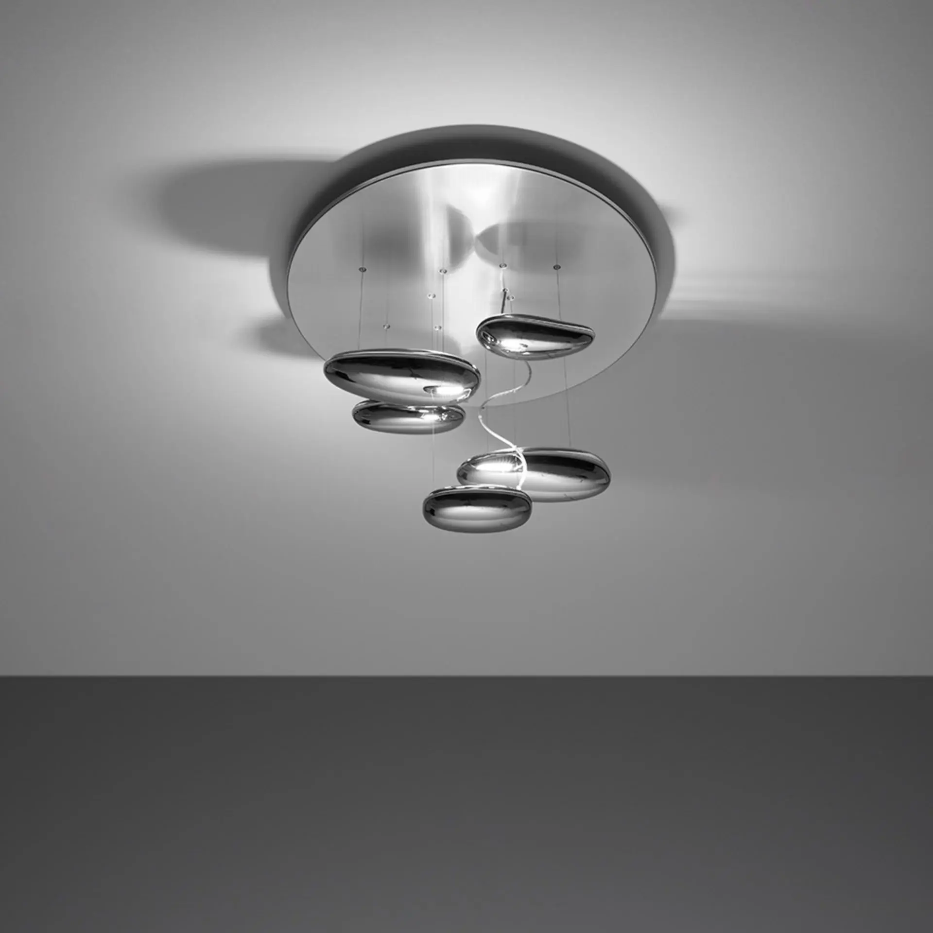 Artemide stropní svítidlo Mercury Mini LED 29 W 220-240 V 2700K stmívatelné