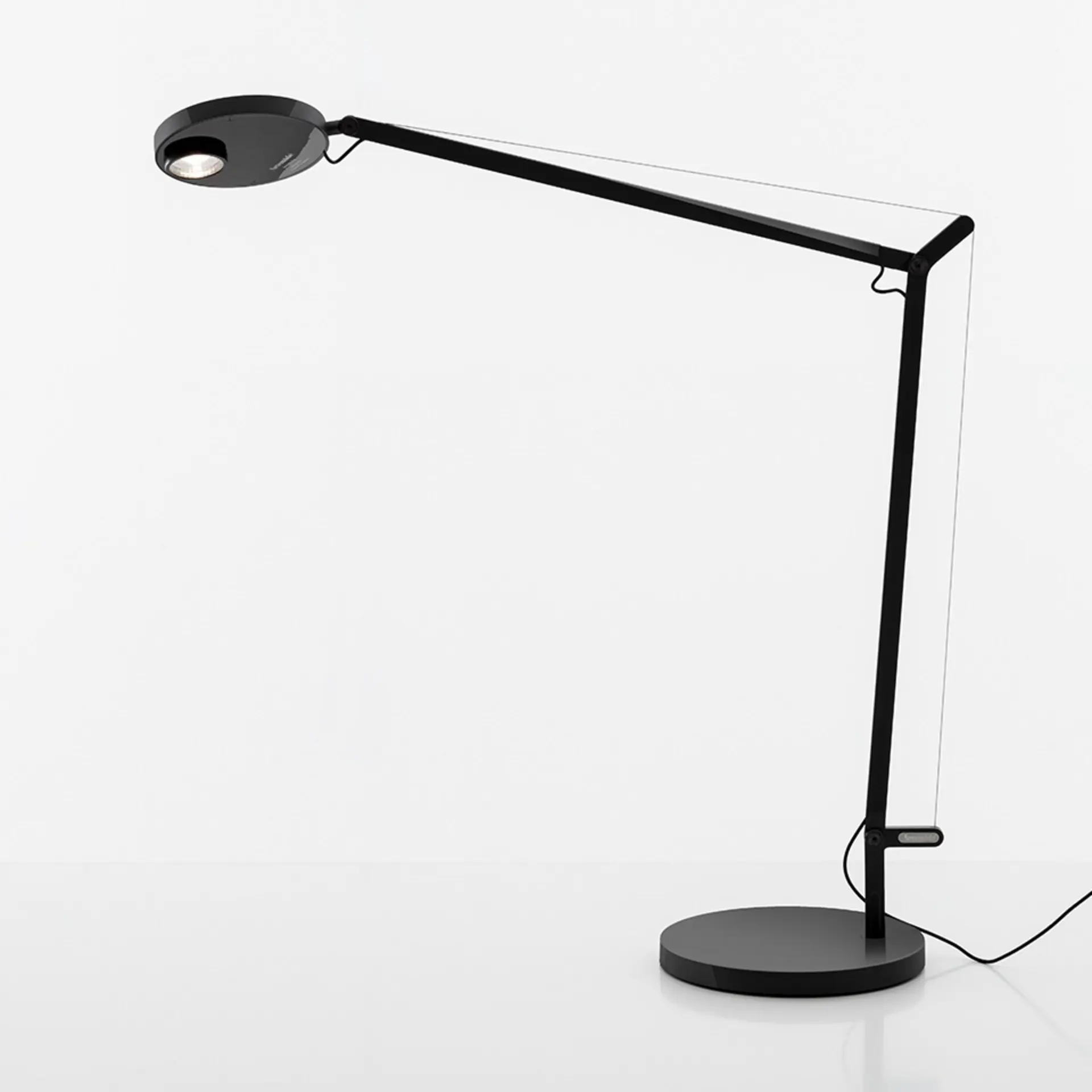 Artemide stolní/nástěnná/stojací LED lampa Demetra Professional 12 W 3000K černá, pohybový senzor, stmívatelná bez podstavce
