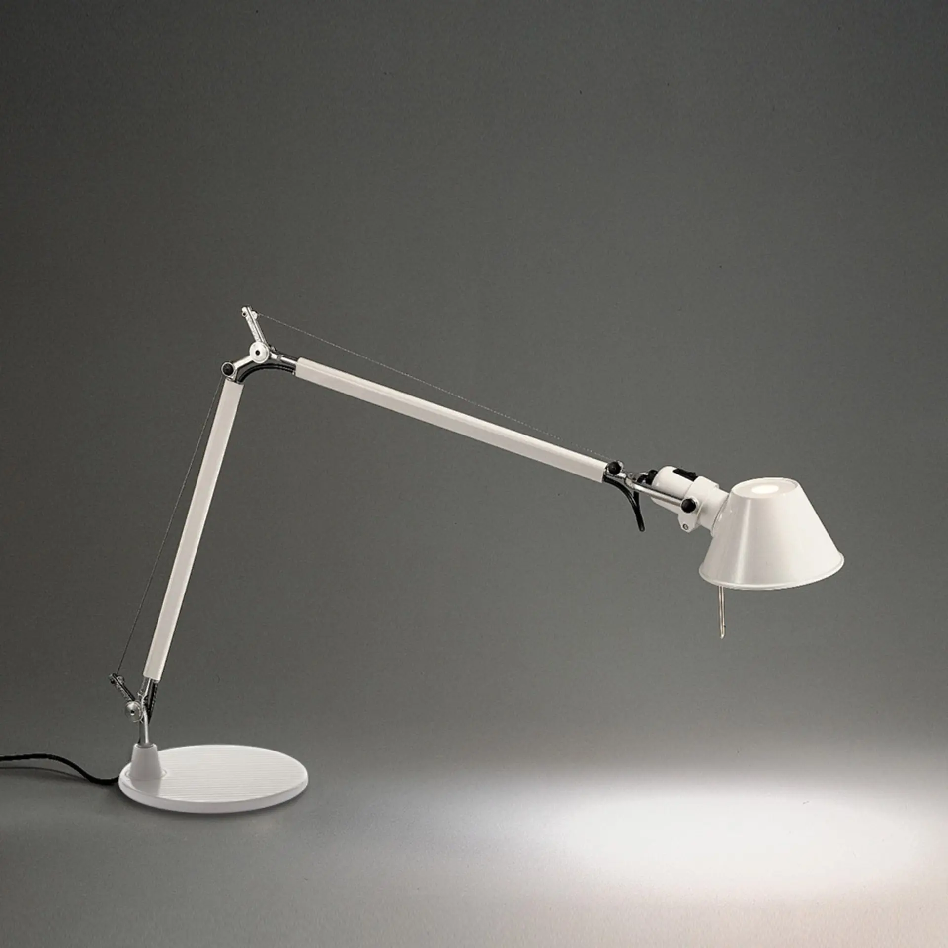 Artemide stolní/nástěnná/stojací lampa Tolomeo 8 W 220-240 V E27 bílá bez podstavce