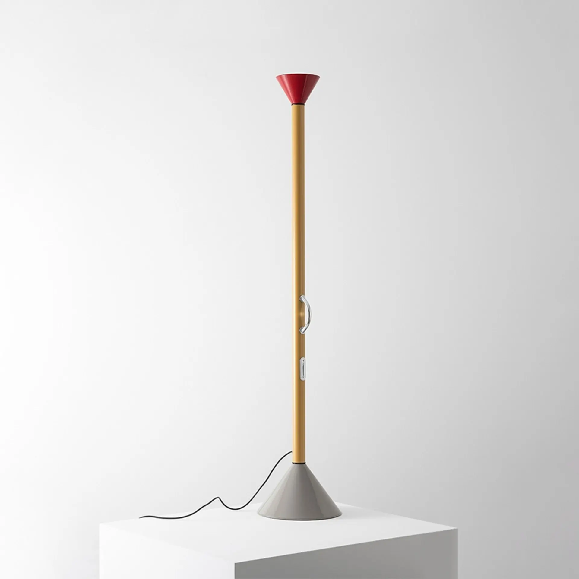Artemide stojací LED lampa Callimaco 43 W 2700K stmívatelná