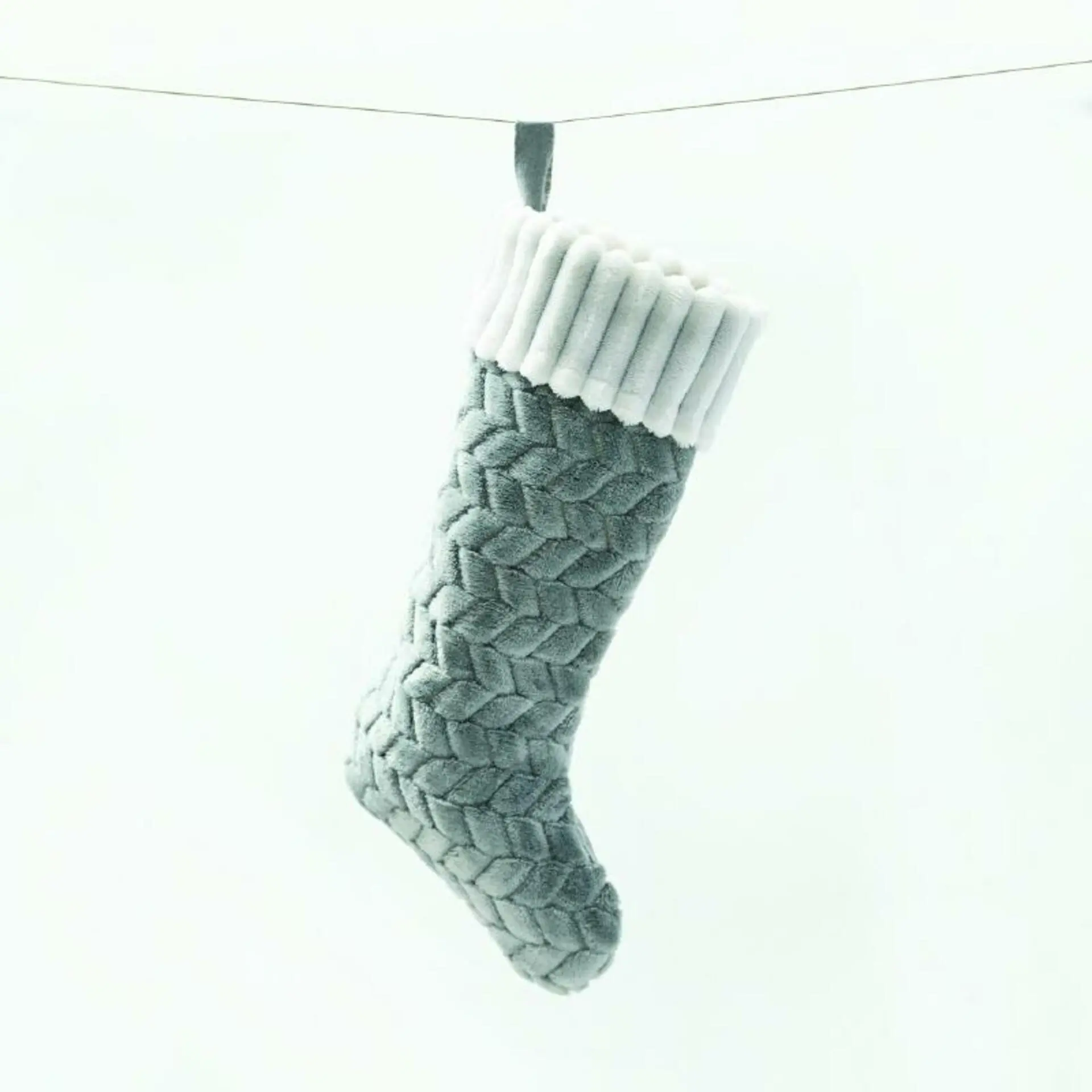 ACA Lighting vánoční ponožka sametová šedá barva s bílou kožešinou 20,5x44,5cm X071483