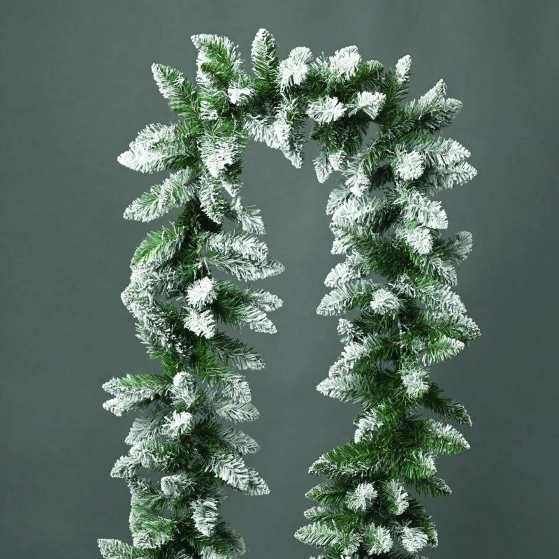 ACA Lighting zasněžená vánoční girlanda 270 cm, 2D jehličí X162709