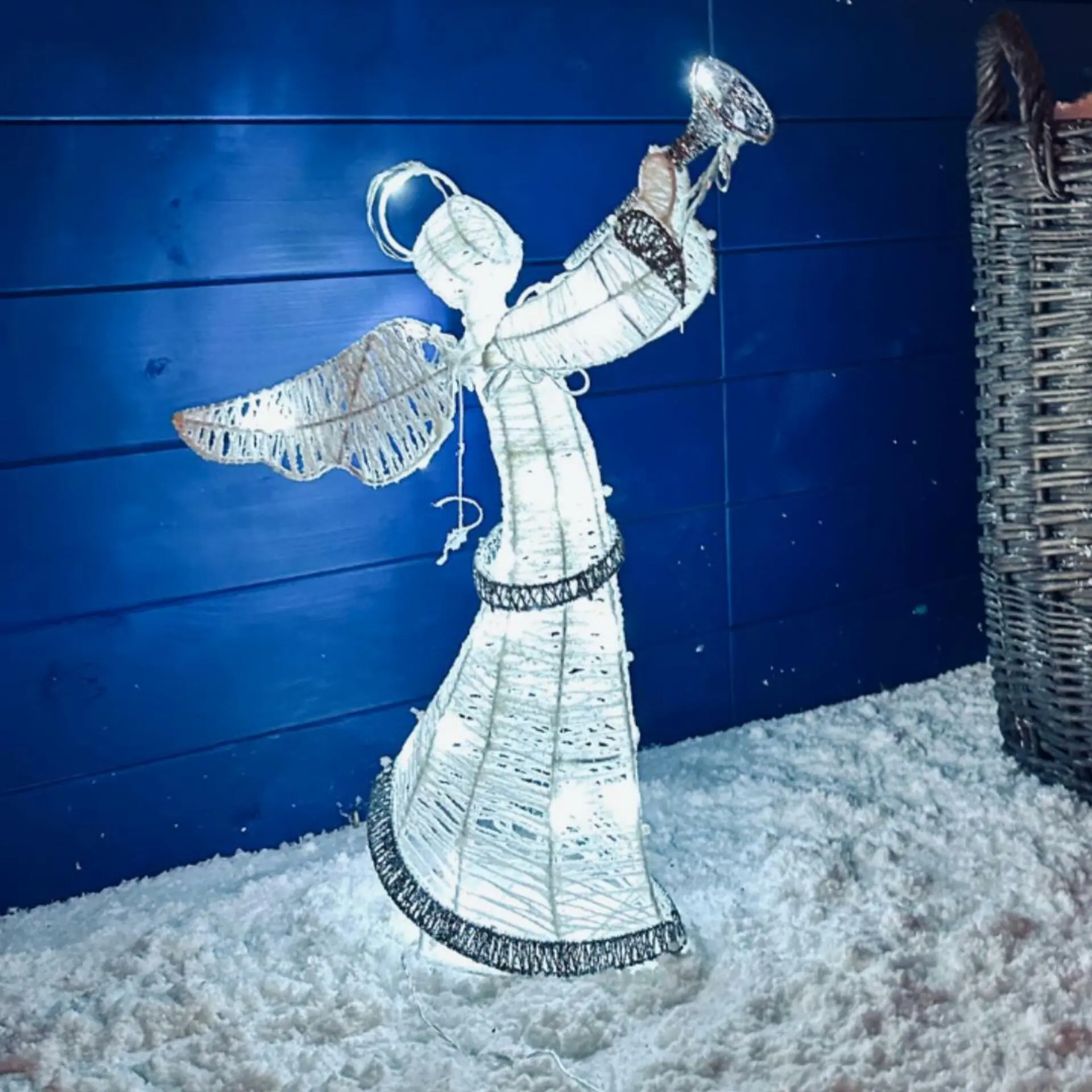 DecoLED Světelný anděl 50cm, ledově bílý