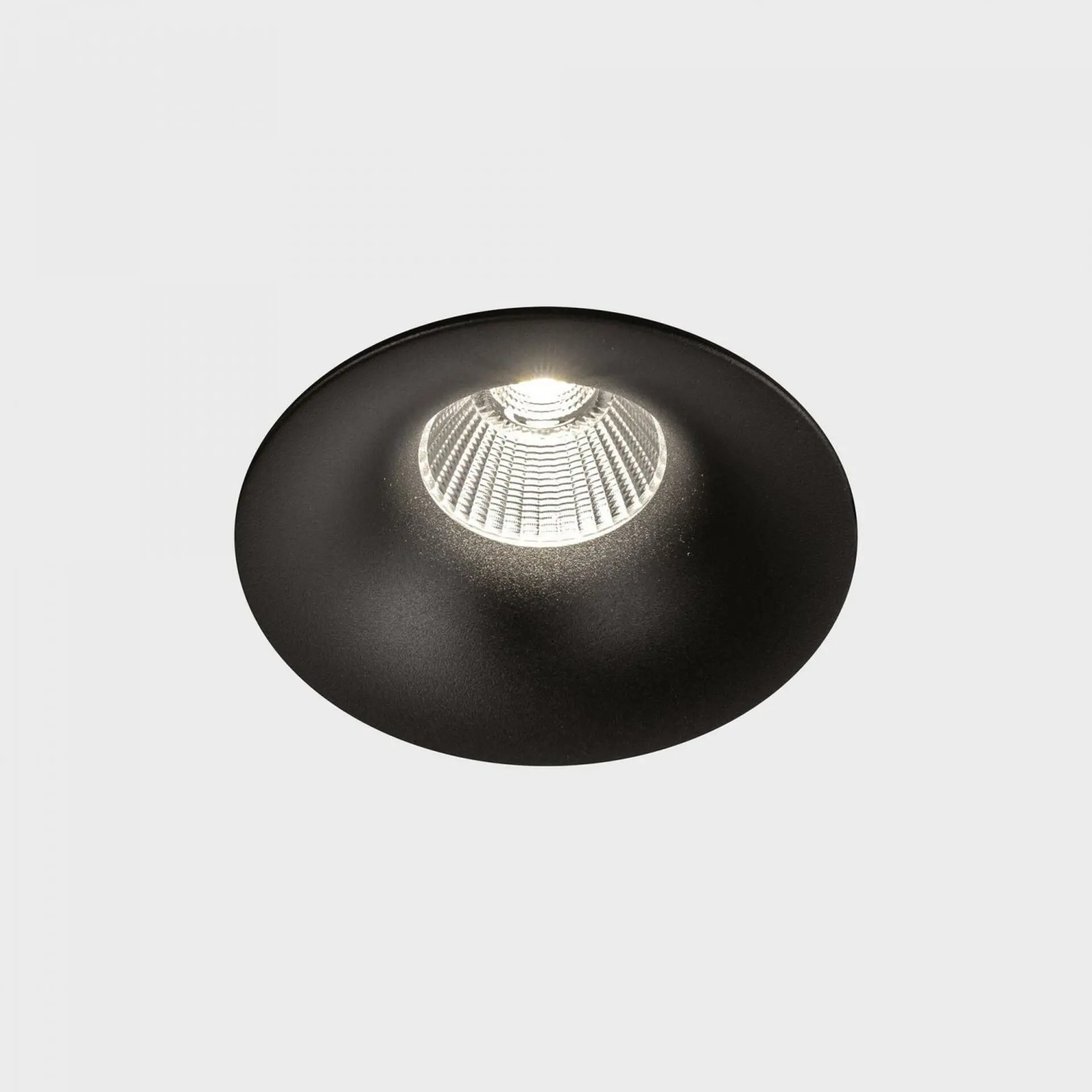 KOHL LIGHTING KOHL-Lighting LUXO IP65 zapuštěné svítidlo s rámečkem pr.85 mm černá 38° 12W CRI 90 2700K Non-Dimm