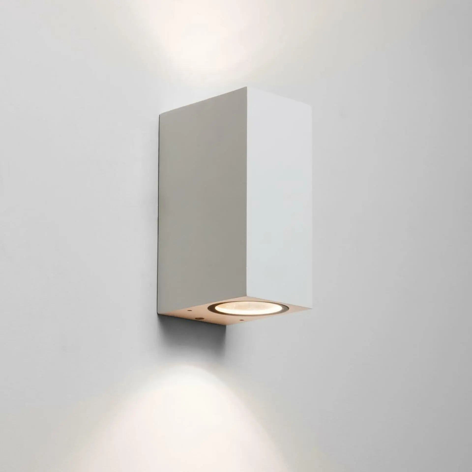 ASTRO nástěnné svítidlo Chios 150 2x6W GU10 bílá 1310006
