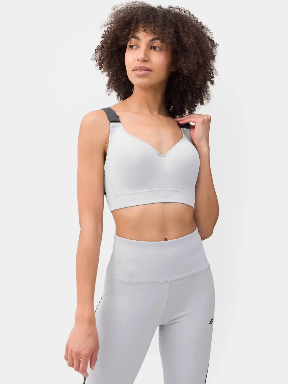 4F 4FSS23USBAF034 COLD LIGHT GREY Sportovní podprsenka US