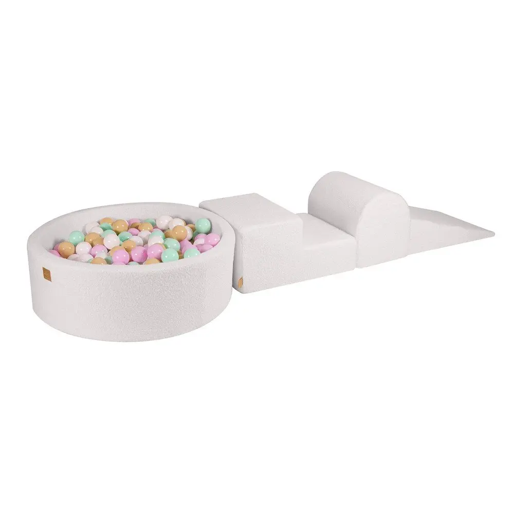 Bílé pěnové hřiště 3 ks z materiálu bouclé výška 30 cm 225x90 cm – Meowbaby