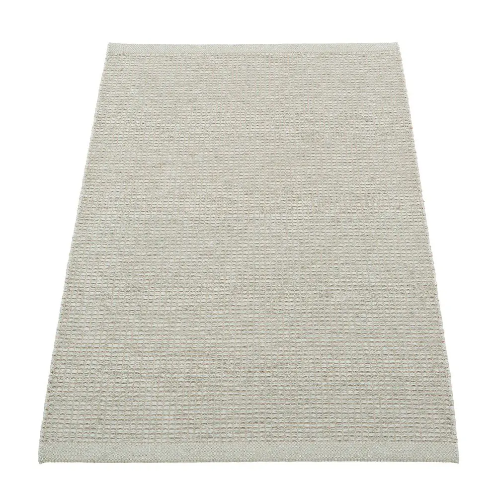 Světle zelený vnitřní a venkovní koberec 70x120 cm Emm Sage – Pappelina