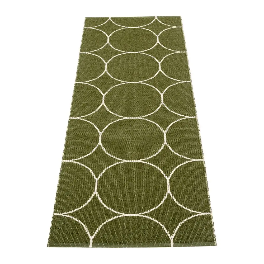 Tmavě zelený vnitřní a venkovní běhoun 70x200 cm Boo Dark Olive – Pappelina