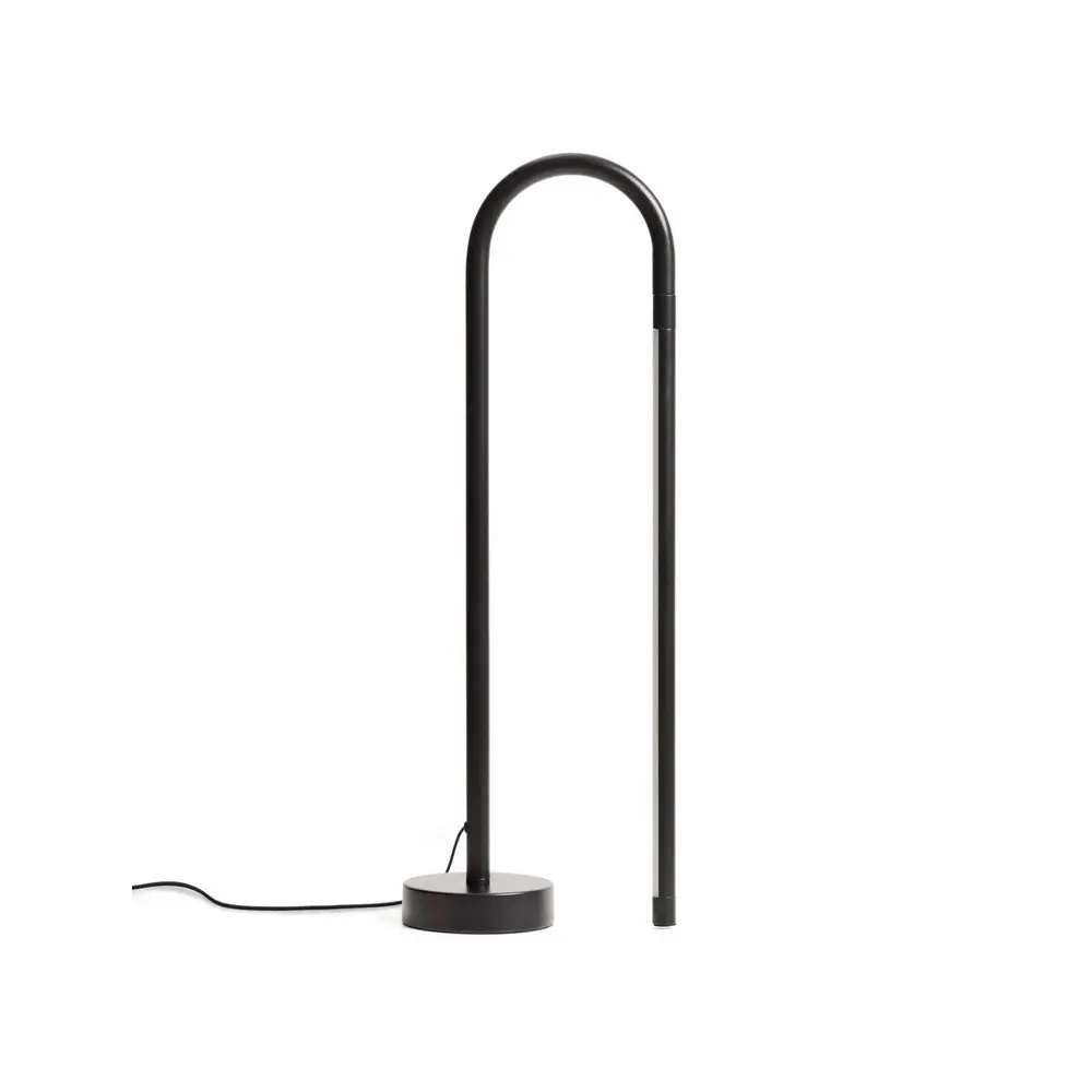 Černá LED stojací lampa (výška 60 cm) Bow – Kave Home
