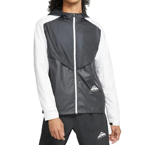 Nike Trail Windrunner