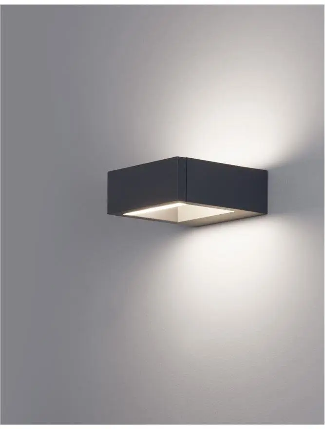 Nova Luce Moderní nástěnné LED svítidlo BLISS NV 819502
