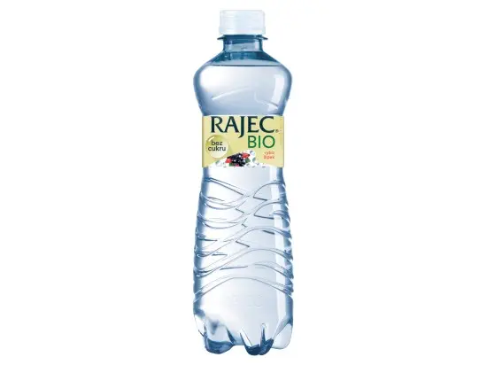 Rajec Pramenitá voda Jemně perlivá BIO Rybíz a šípek 750 ml