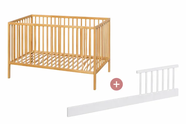 PETITE&MARS Postýlka dřevěná Nela Beech Wood 120x60 cm s bočnicí Side