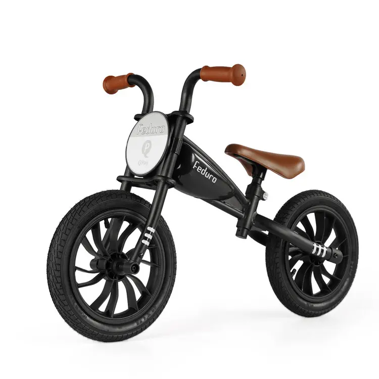 QPLAY Odrážedlo Feduro Black, věk 3-6 let, do 30 kg