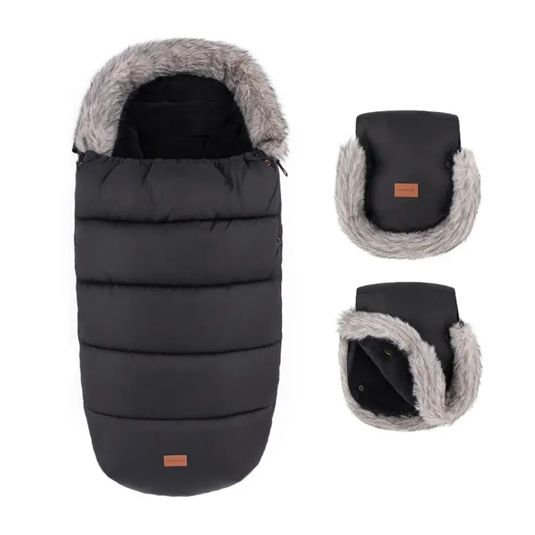 PETITE&MARS Sada zimního fusaku Comfy 4v1 + rukavice na kočárek Furry Forever Black