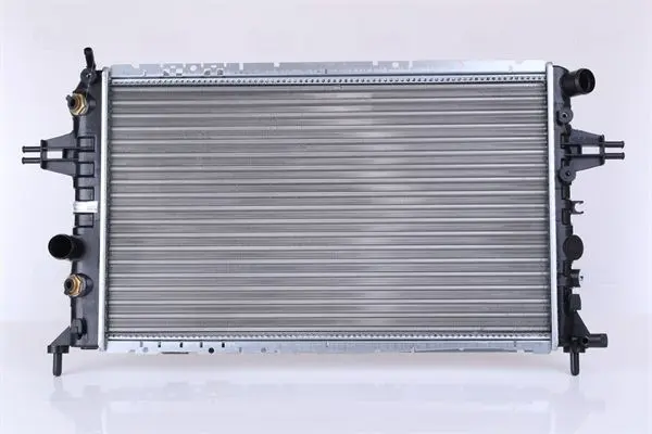 Chladič, chlazení motoru NISSENS 63247A