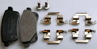 DENCKERMANN Sada brzdových destiček, kotoučová brzda B111323