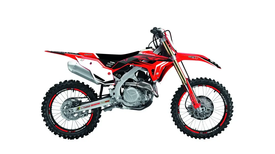 BLACKBIRD sada samolepek (dýhy) + potah sedla HONDA CRF 250R 22-24, CRF 450R 21-24 DREAM 4 barva červená černá (BLACKBIRD sada samolepek (dýhy) +)