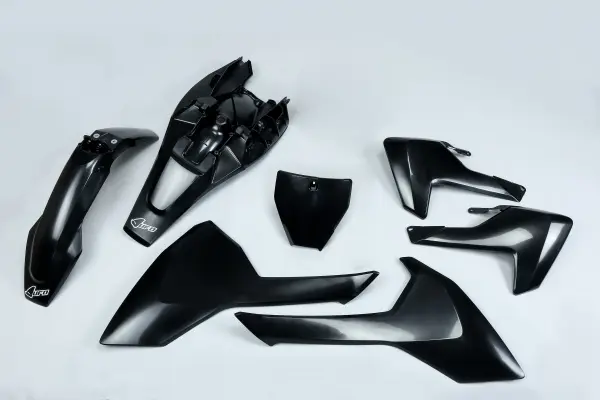UFO kompletní sada plastů HUSQVARNA TC 85 18-24 barva černá (HU620E001) (UFO kompletní sada plastů HUSQVARNA TC 85 18-24 barva černá (HU620E001))