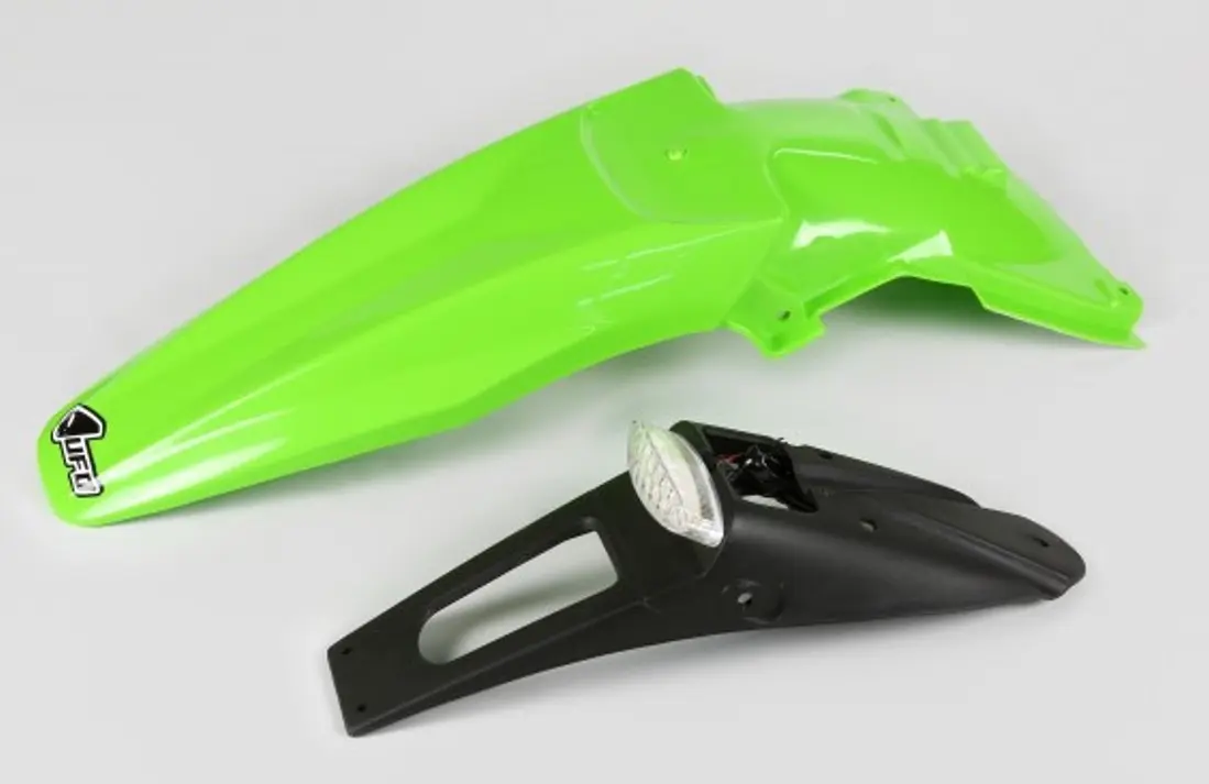 UFO zadní blatník KAWASAKI KLX 450R 07-25 se světlem barva zelená ( ENDURO se světlem LED ) (UFO zadní blatník KAWASAKI KLX 450R 07-25 se světlem)