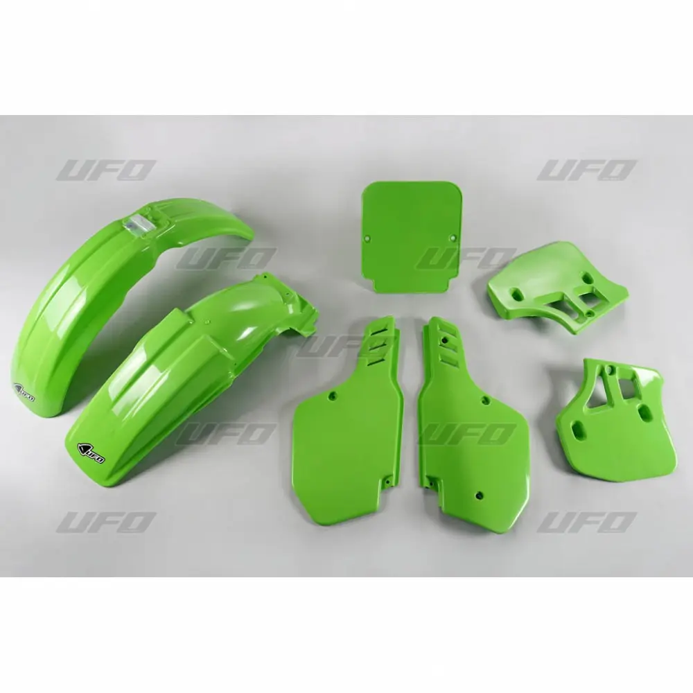 UFO kompletní sada plastů KAWASAKI KX 250 / 500 88, barva zelená (KA190E026) (UFO kompletní sada plastů KAWASAKI KX 250 / 500 88, barva zelená)