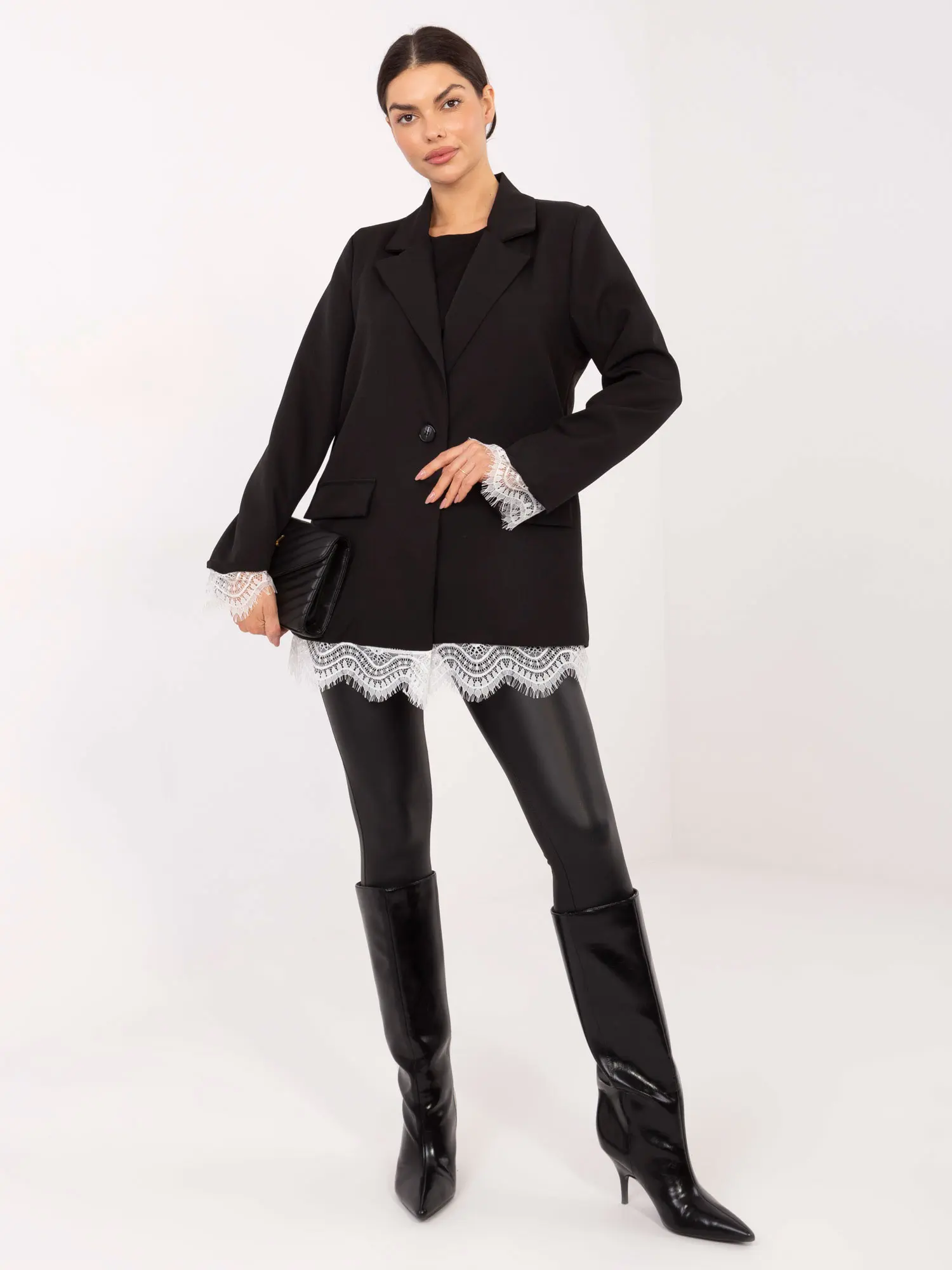 Černý dámský blazer