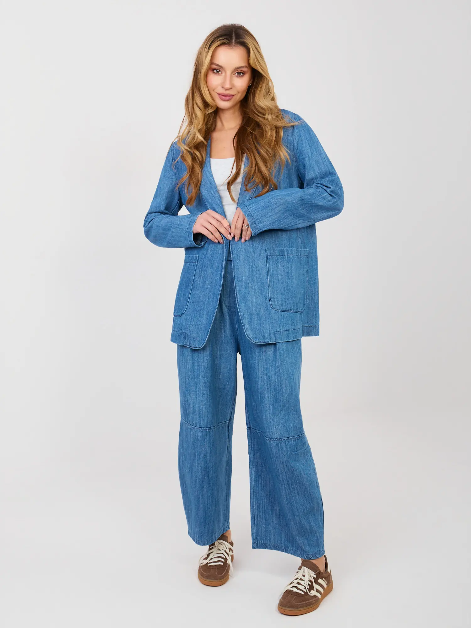 Modrý dámský blazer