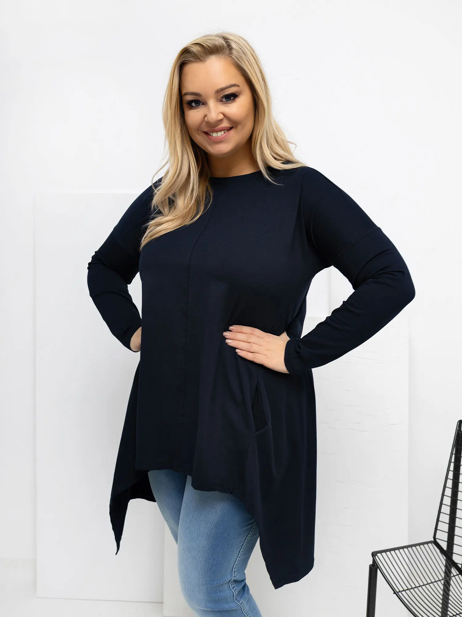 Plus size tunika v námořnické modré
