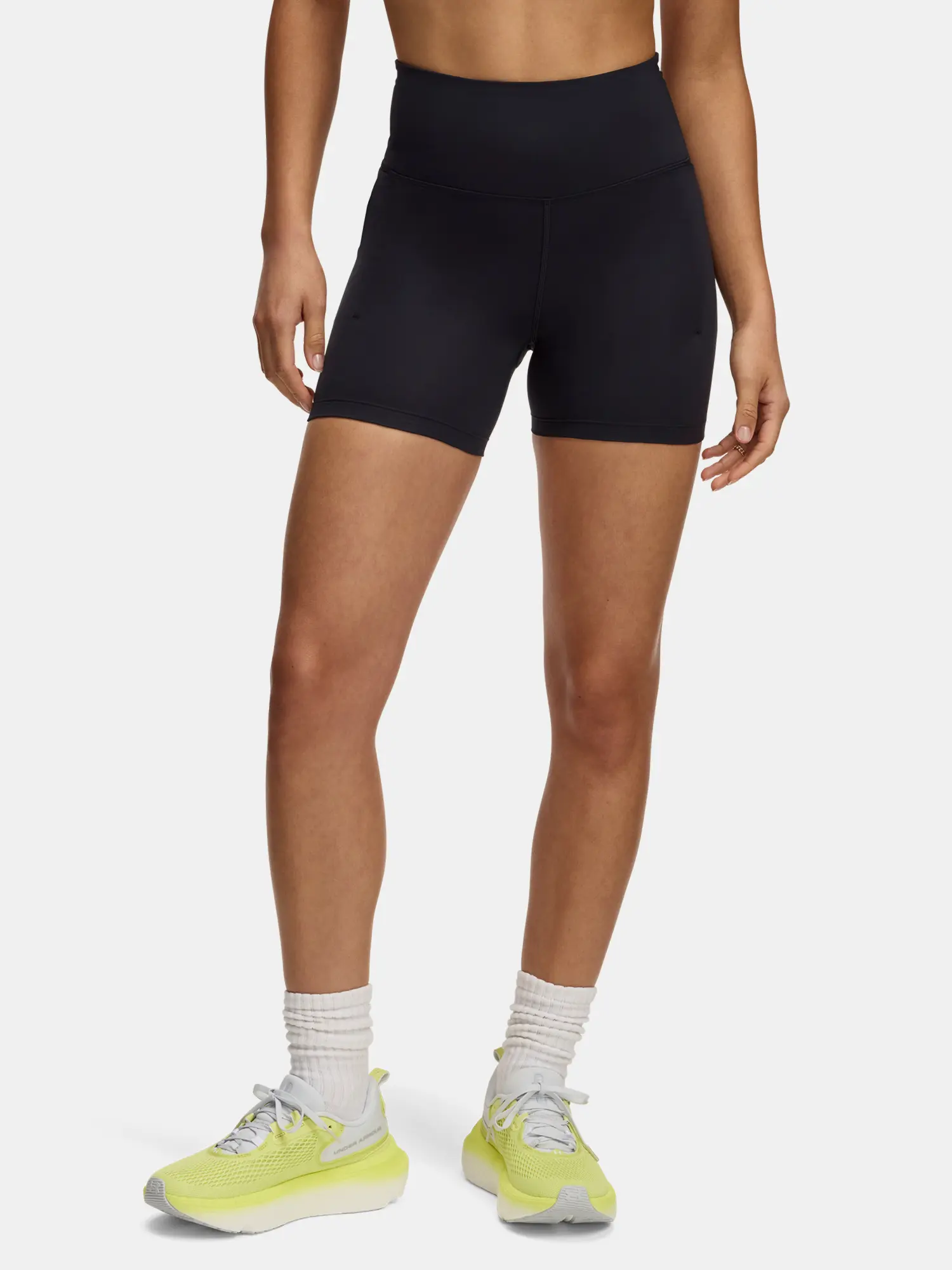 Under Armour dámské sportovní šortky