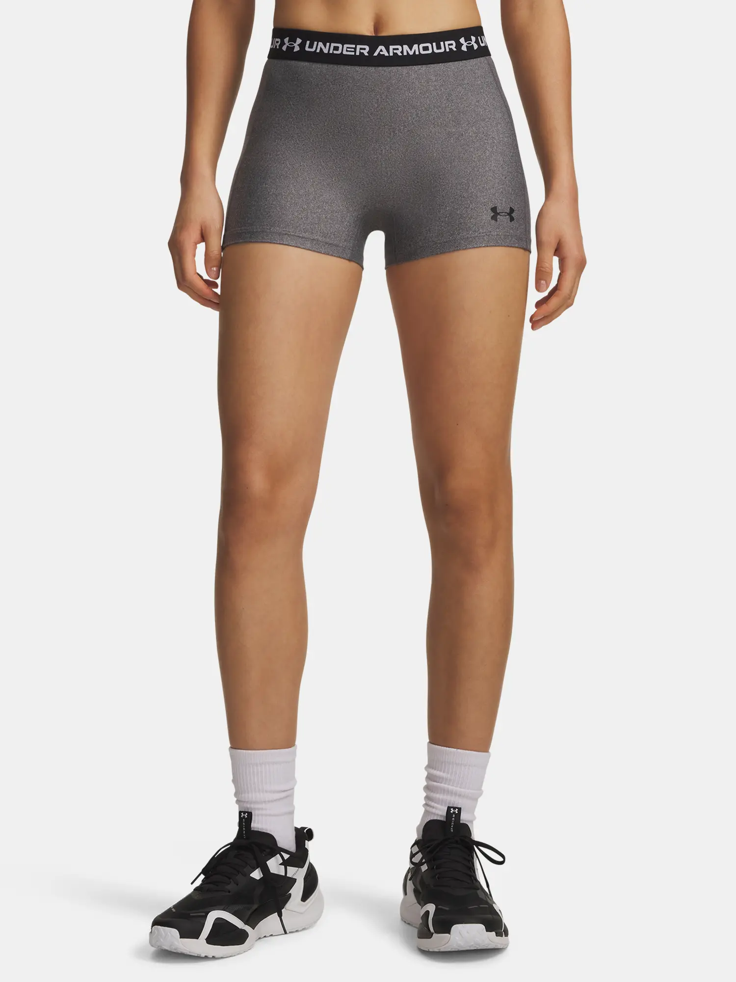 Under Armour HeatGear šortky pro ženy