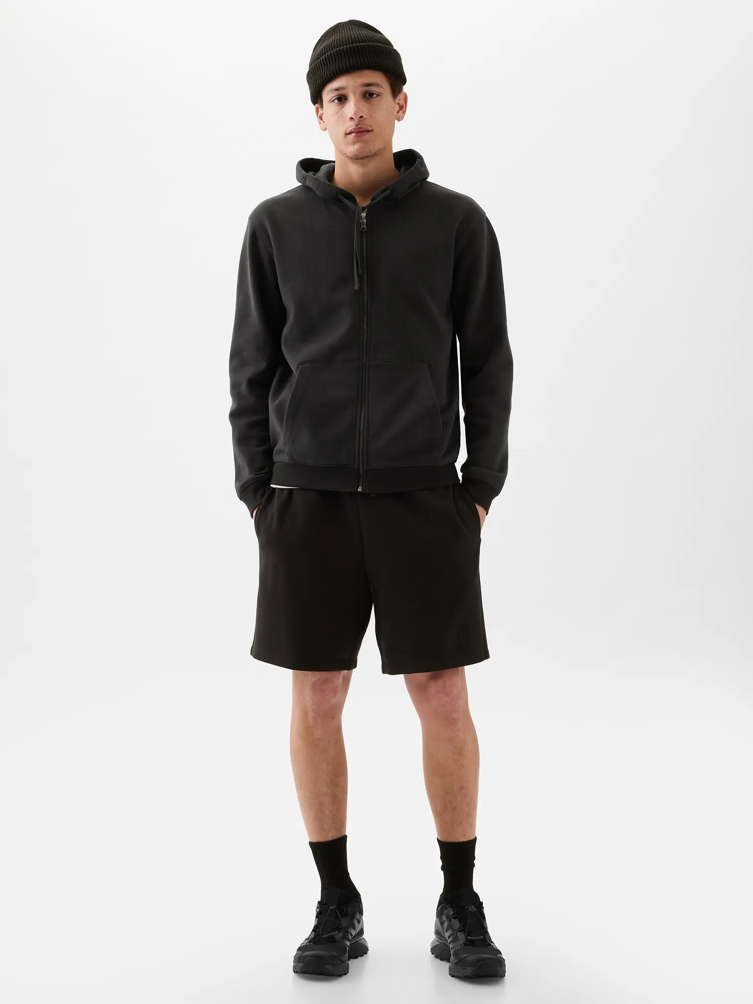 GAP Tričko V-Heritage Logo Short - Pánské