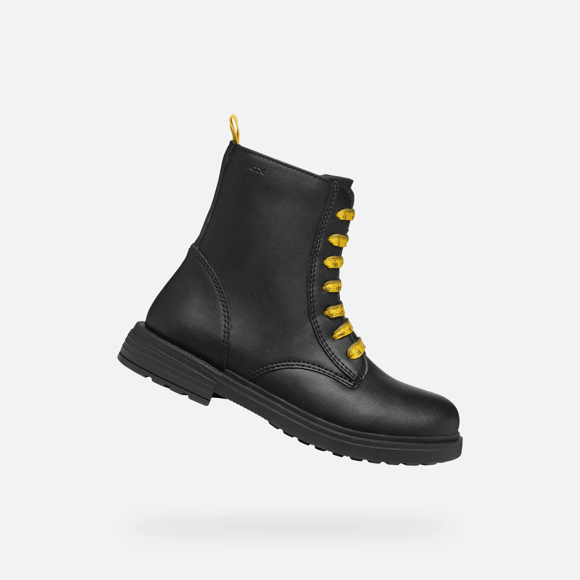 Černé kotníkové boty Geox Eclair
