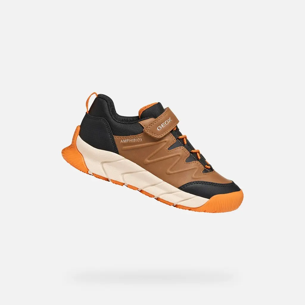 Chlapecké tenisky Geox Flexyper Pro B hnědé