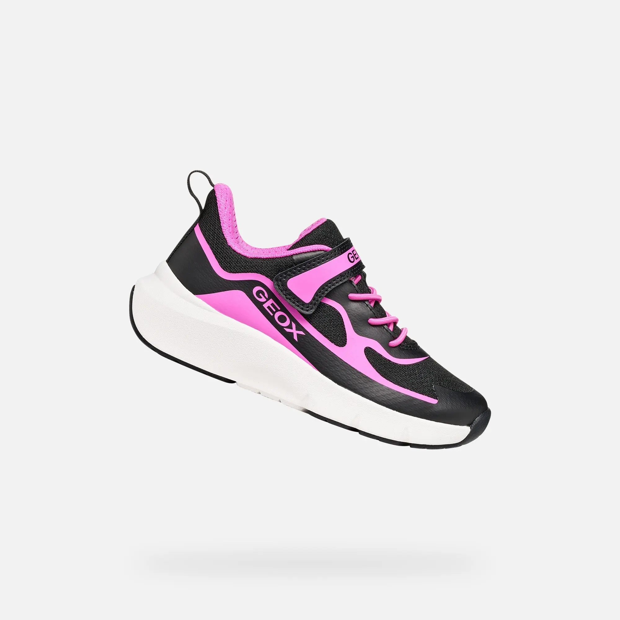 Černé dívčí tenisky Geox Pro-Ran