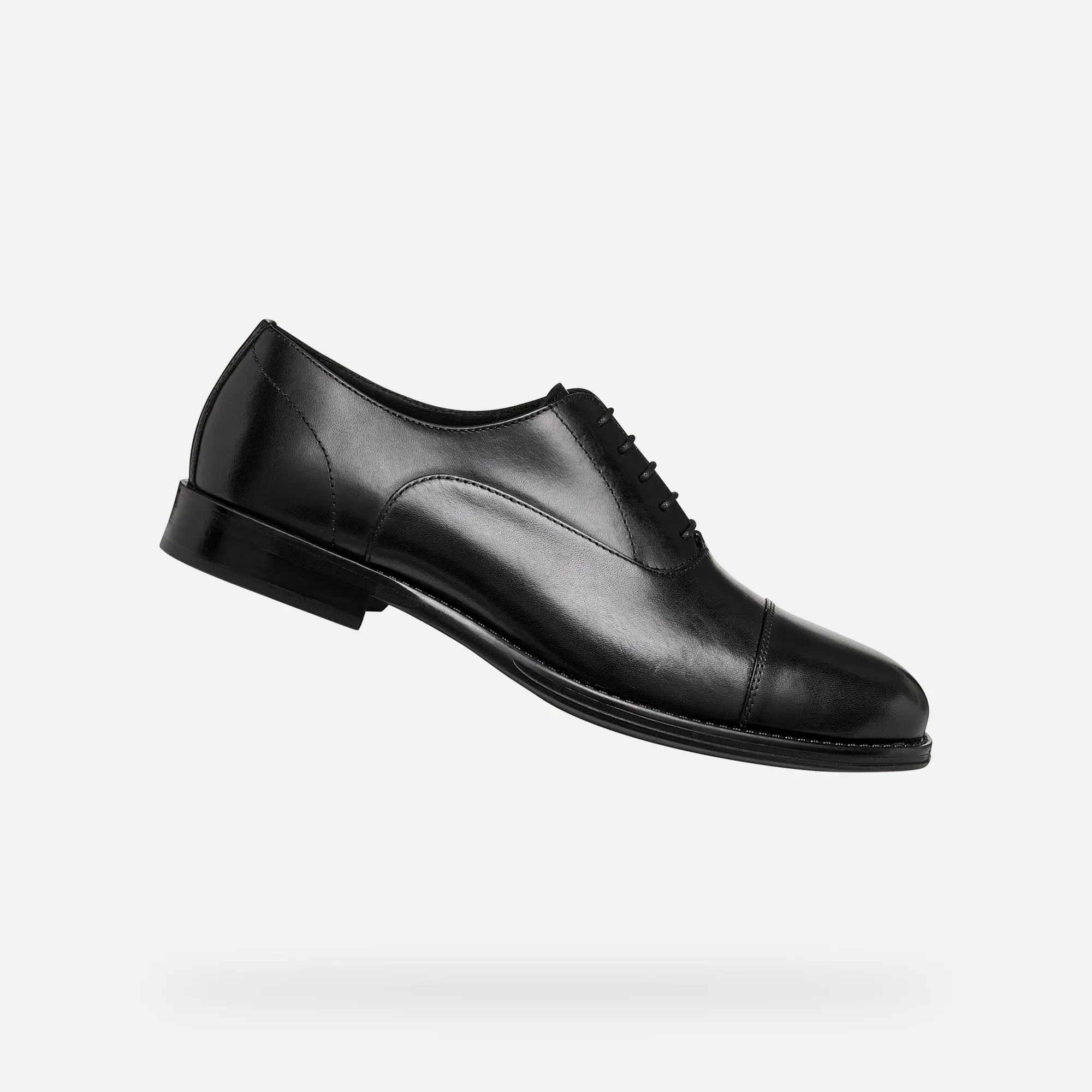 Černá pánská společenská obuv Geox Barberigo -