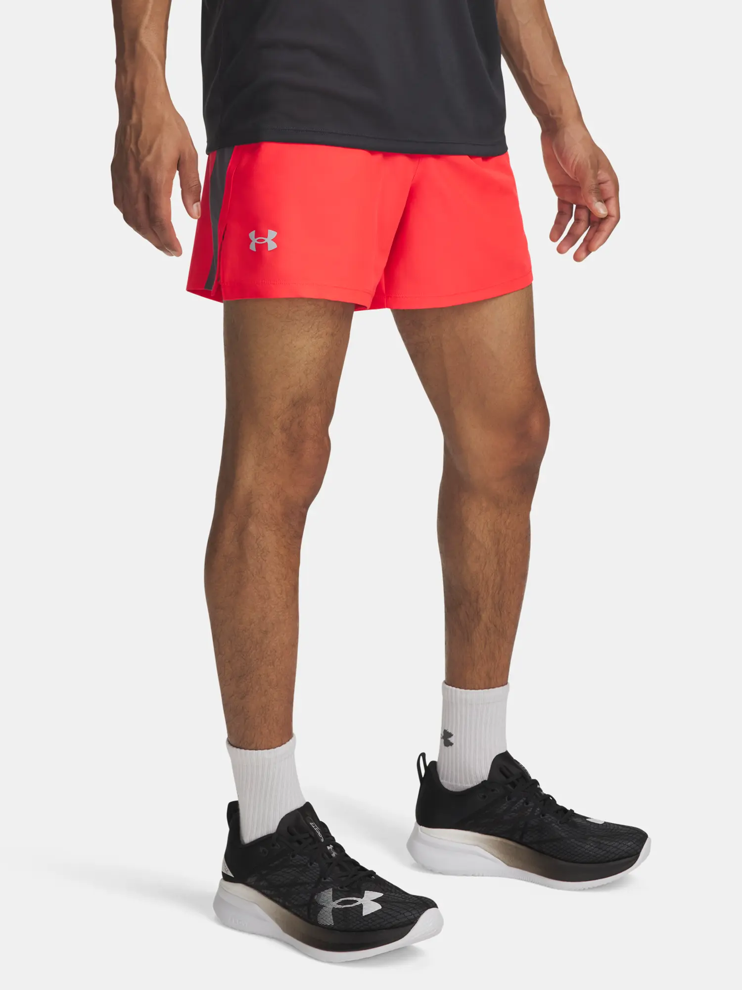 Pánské kraťasy Under Armour UA LAUNCH 5'' SHORTS-RED - Pánské