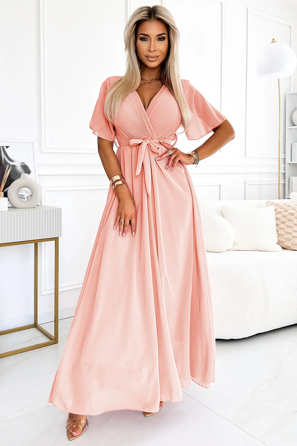 Numoco basic Numoco Dlouhé šaty s plisovaným výstřihem a zavazováním - broskvová barva 545-4 Barva: Oranžová, Velikost: UNI
