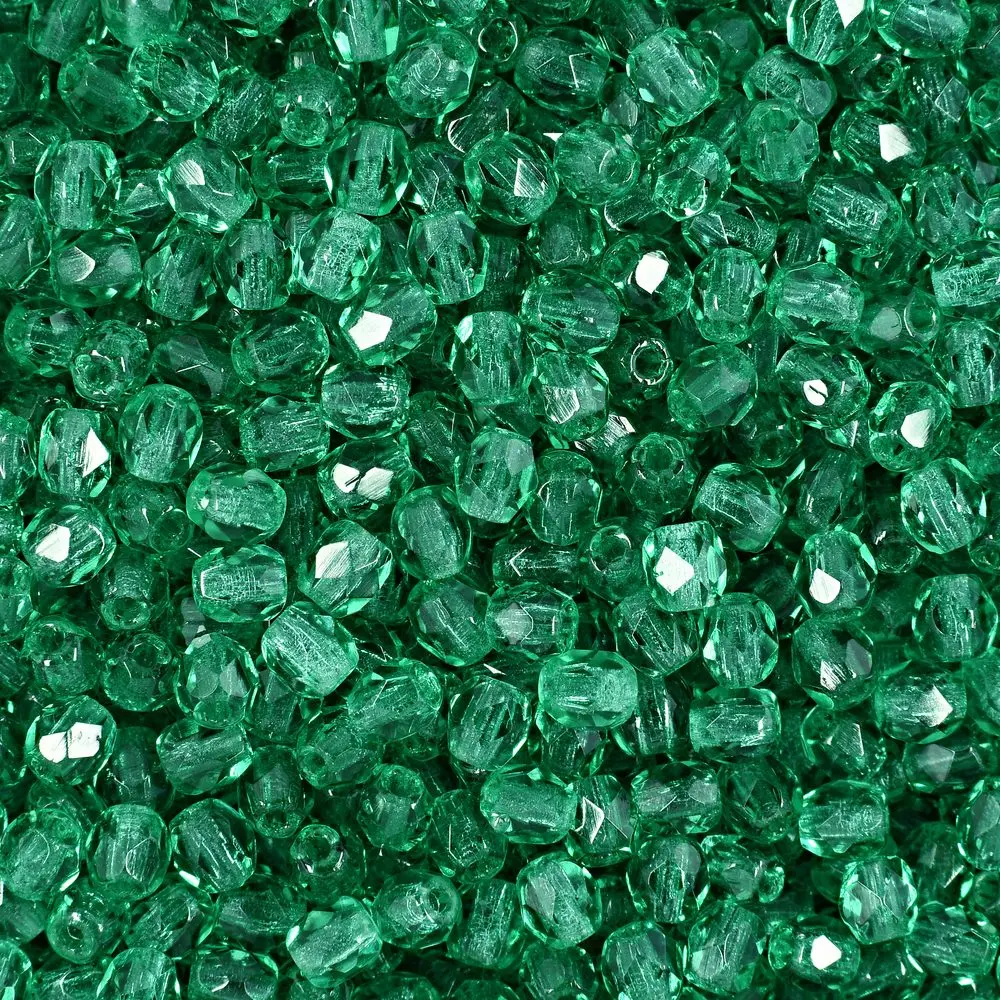 Manumi české broušené korálky 3 mm Emerald -