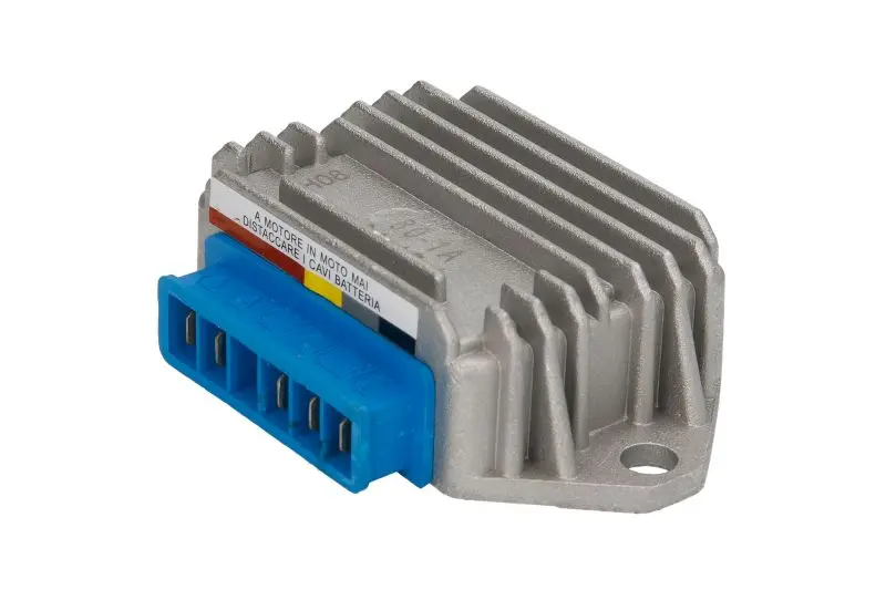 RMS regulátor generátoru GILERA EASY 50 93-97, STALKER 50 97-04, STORM 50 94-95, TYPHOON 50 94-97, PIAGGIO/VESPA APE 50 FL3, FL2 89-99, ET4 125 96-98,