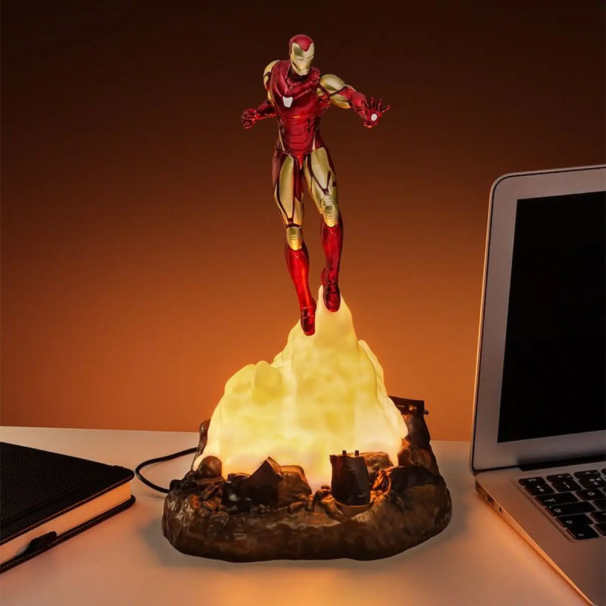 Iron Man Figúrka svietiaca