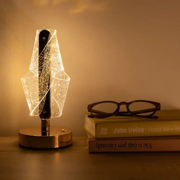 Ozdobná LED lampička vlna